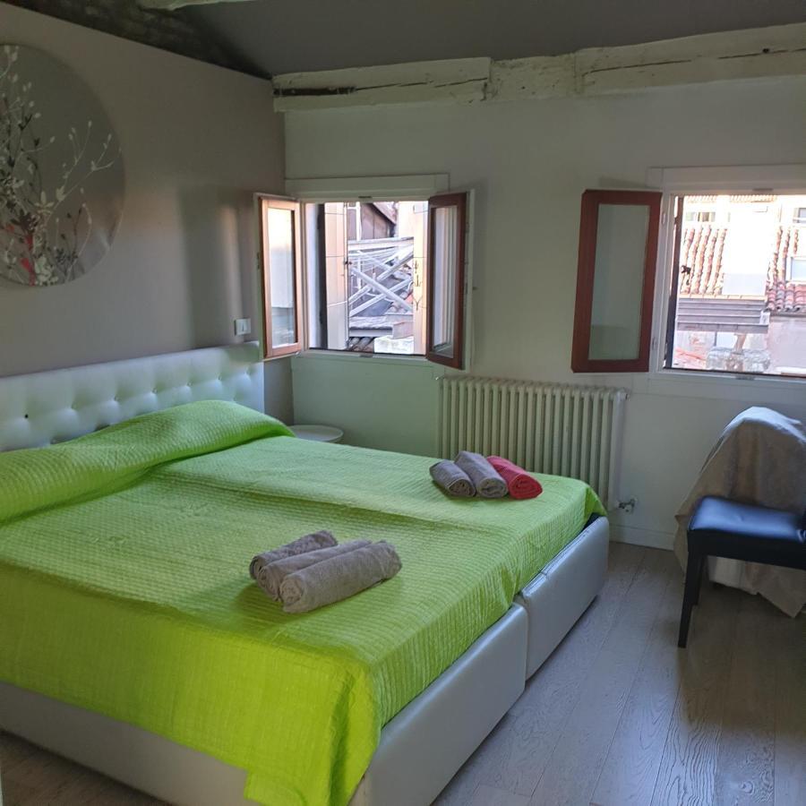 Central Lovely Typical Rooms Rialto Venedig Eksteriør billede
